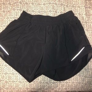 lulu lemon shorts!